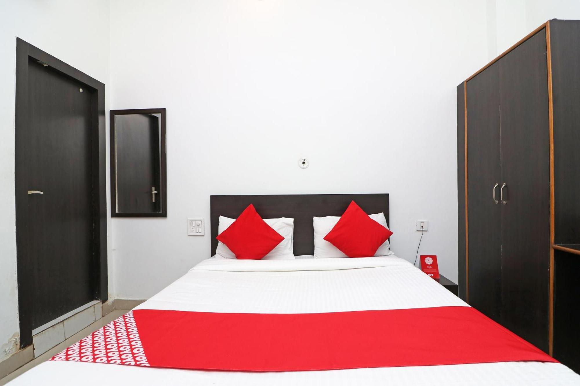 Hotel O Mid Town Ojus Tower Rudrapur エクステリア 写真